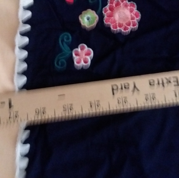 NWOT Embroidered Foral Bell Sleeve Peasant Blouse - Picture 5 of 5